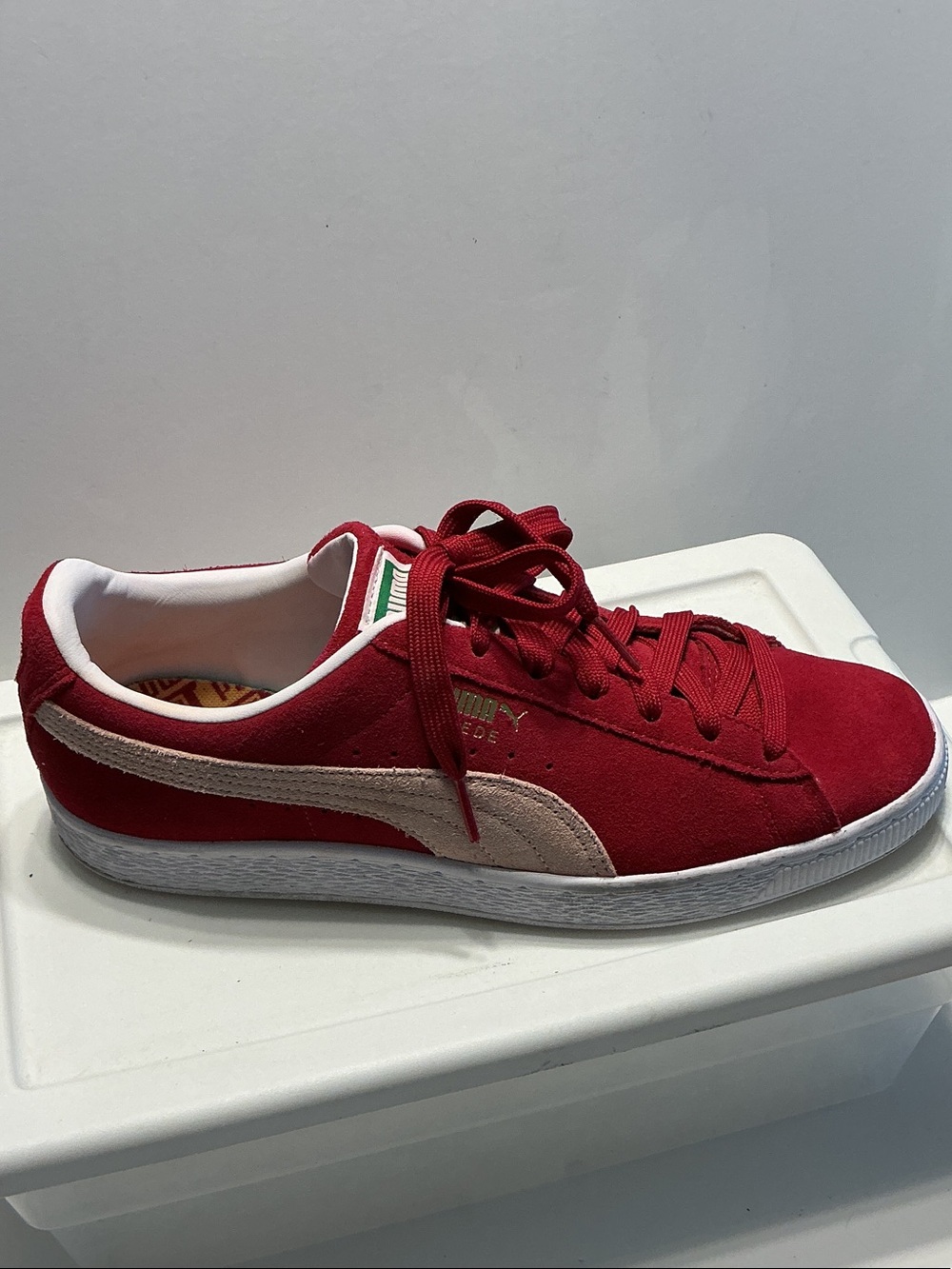 Puma Classic XXI Dark Pink Suede Sneakers. Sz 10